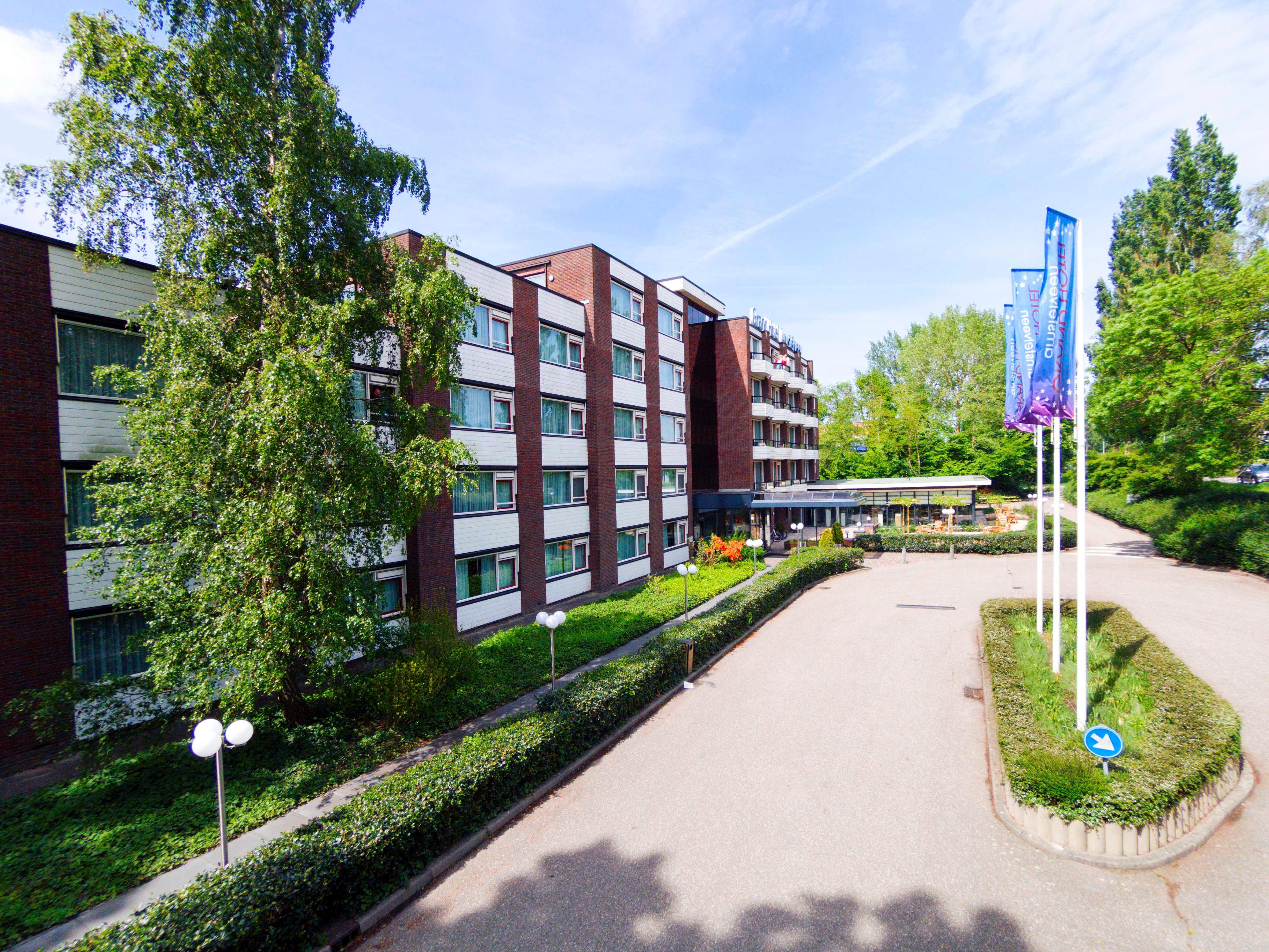 Hotel Grand 4*